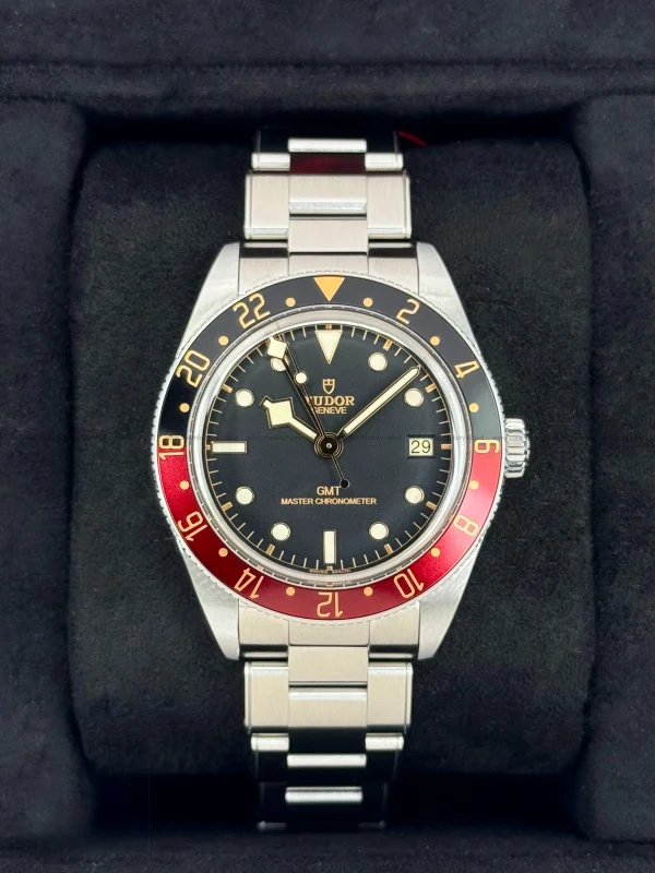 Tudor 7939G Black 39mm GMT Rivet Steel Bracelet Round - Image 2