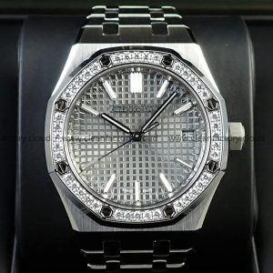 AudemarsPiguet 15551ST Gray 37mm Diamond Bezel Stainless Steel Bracelet - Image 2