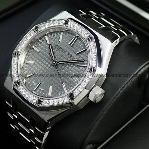 AudemarsPiguet 15551ST Gray 37mm Diamond Bezel Stainless Steel Bracelet - Image 5