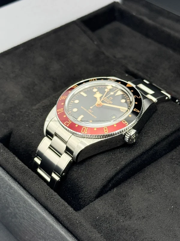 Tudor 7939G Black 39mm GMT Rivet Steel Bracelet Round - Image 6