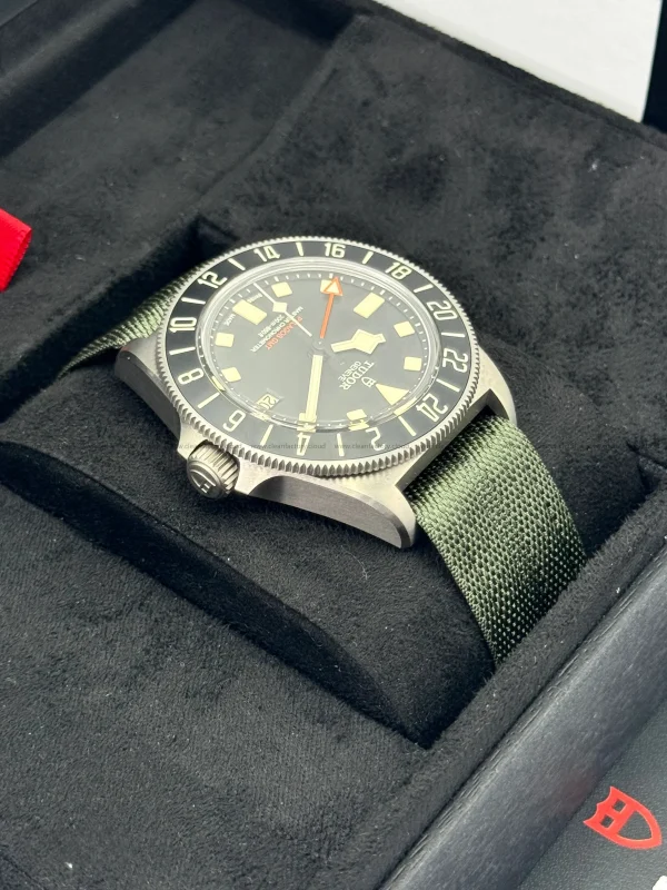 Tudor 2542G257NU Black 42mm Pelagos FXD GMT Fabric Strap Round - Image 8
