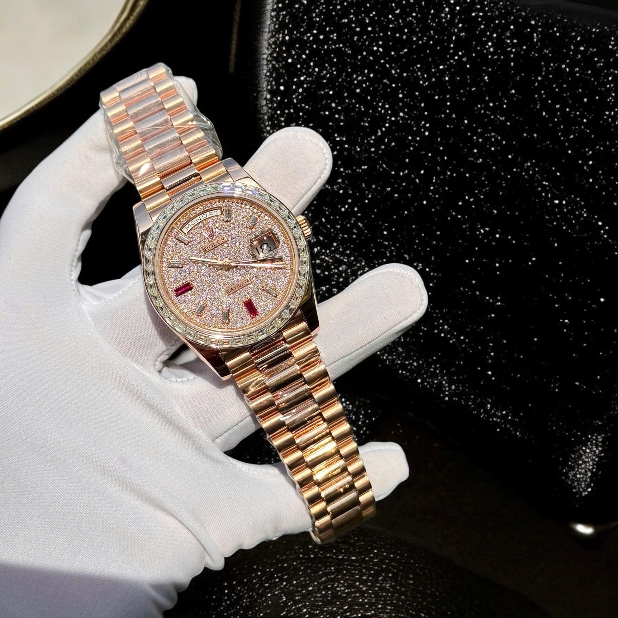 Rolex Day-Date 40mm Diamond Paved Ruby Dial - Image 4